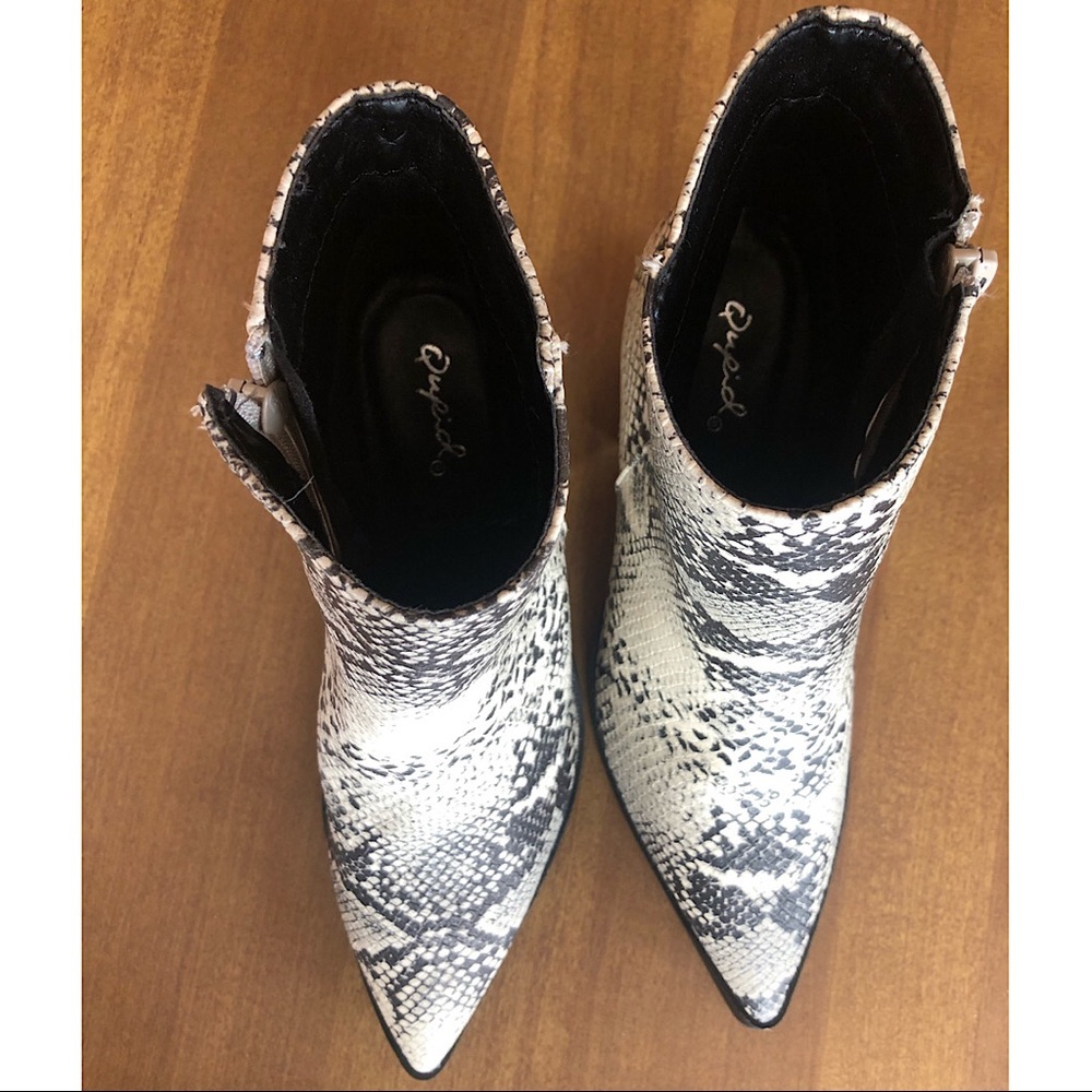 Snakeskin booties - Picture 3 of 7